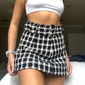 MED ZARA SKIRT